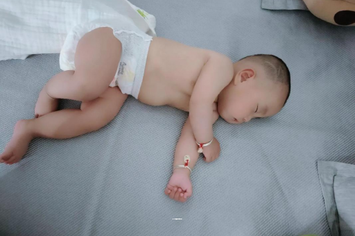 单县宝宝发烧可以喝牛奶吗